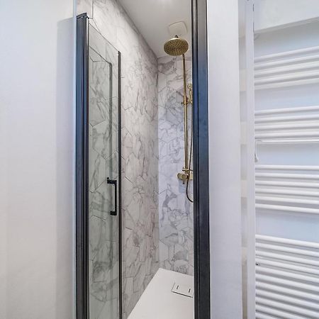 L'Evasion - Sauna Jacuzzi Cinema Tours Exterior foto